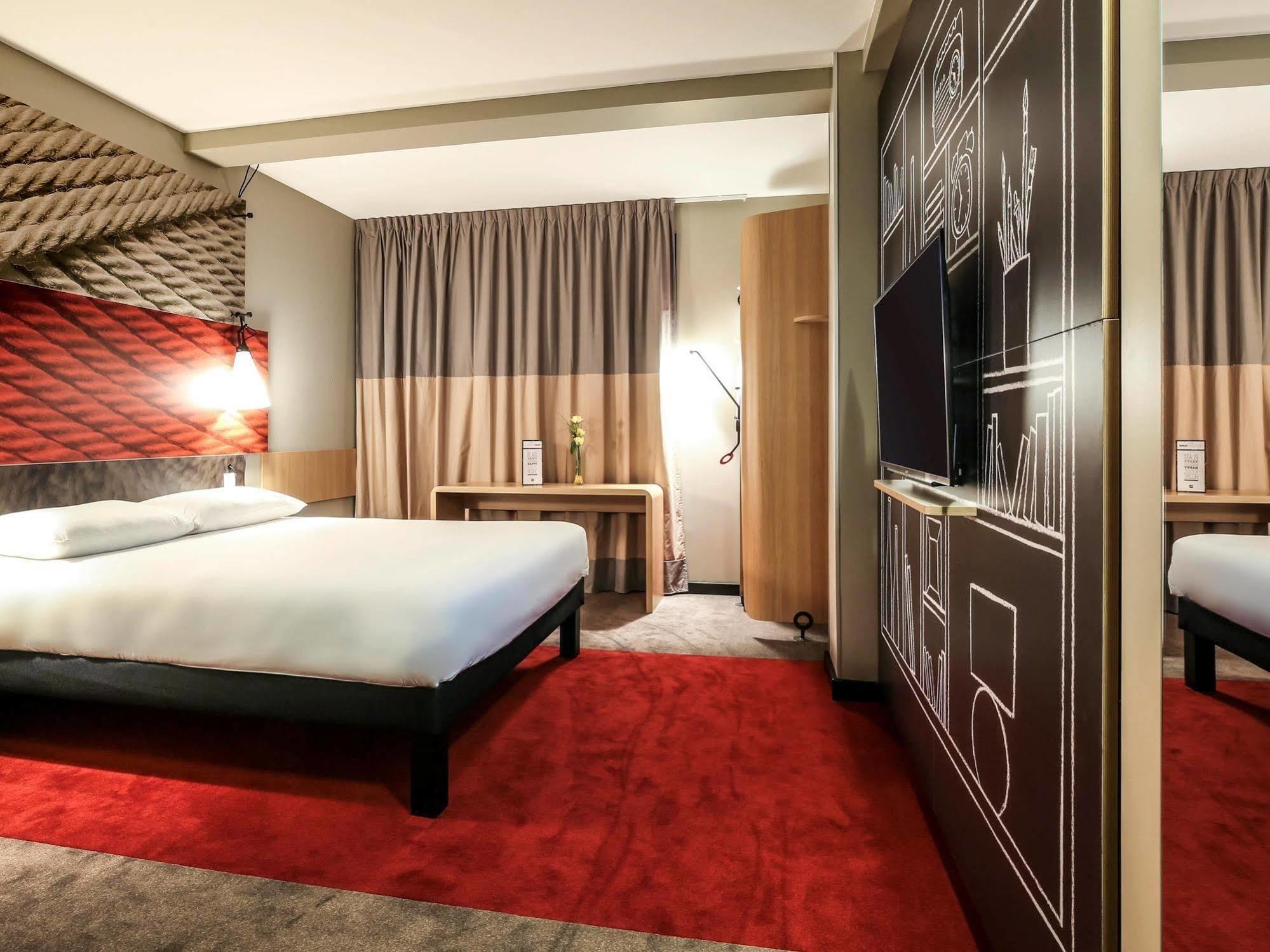 Hotel Ibis Est Mendes France Niort
